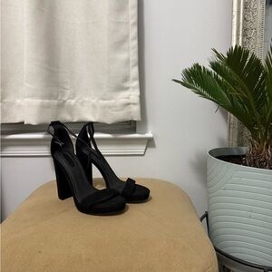 Forever 21 Black Block Heel Sandals